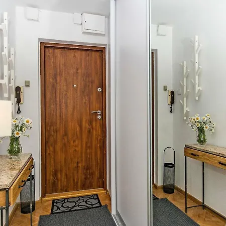 Sunny In Center Of Апартаменты Сопот