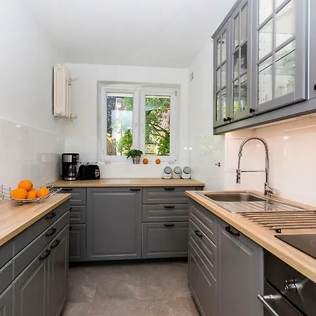 Sunny In Center Of Апартаменты