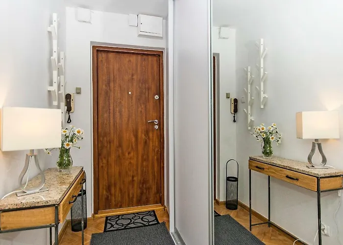 Sunny In Center Of شقة سوبوت